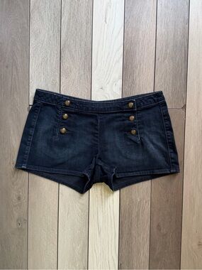 Old Navy Y2K Low-Rise navy blue denim shorts with gold buttons